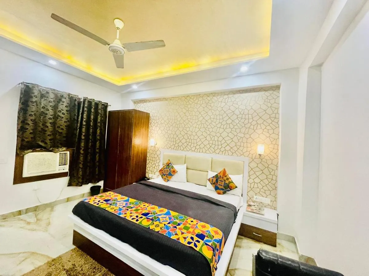 Hotel Taj Star By Urban Stay آغْرا 3*,