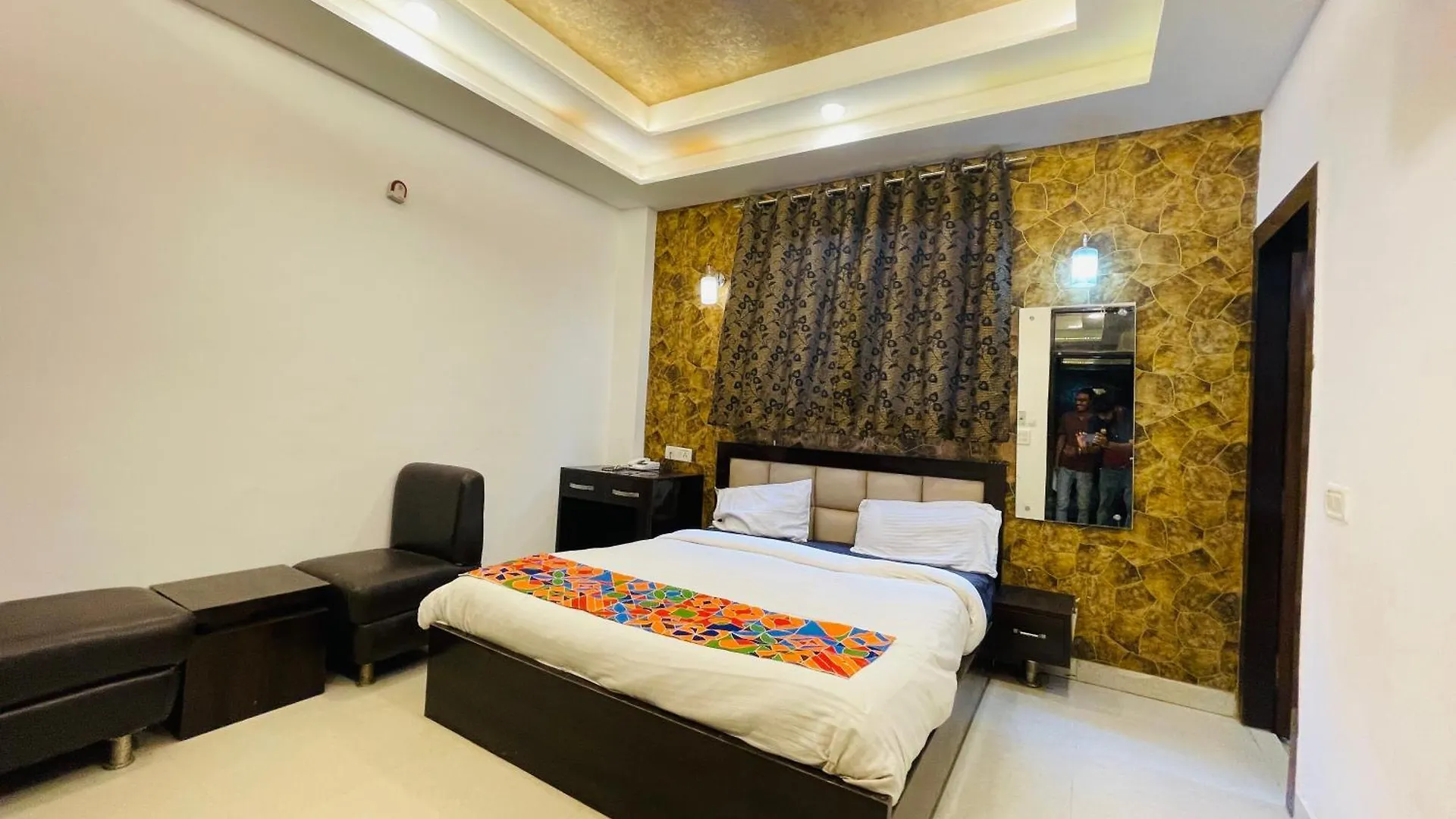 Hotel Taj Star By Urban Stay آغْرا